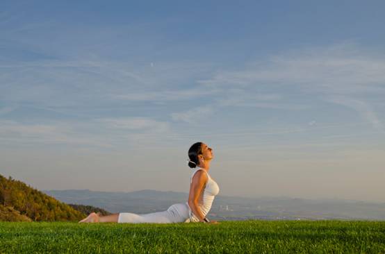 亚新体育外媒：瑜伽有助于提升性生活质量 冥想可达到高潮(图1)