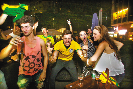 巴西哥伦比亚进8强|巴西队|世界波