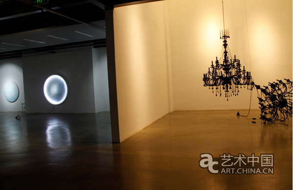 邵译农、慕辰 《东风西风》 2007年