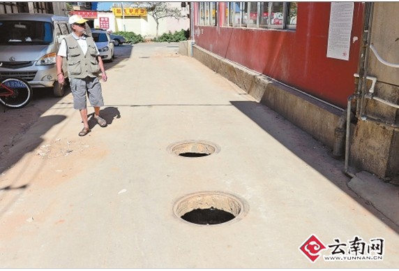 坑人 记者 翟剑 摄