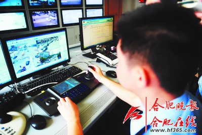 17电子警察一小时内查到十几起违停(图)|交警