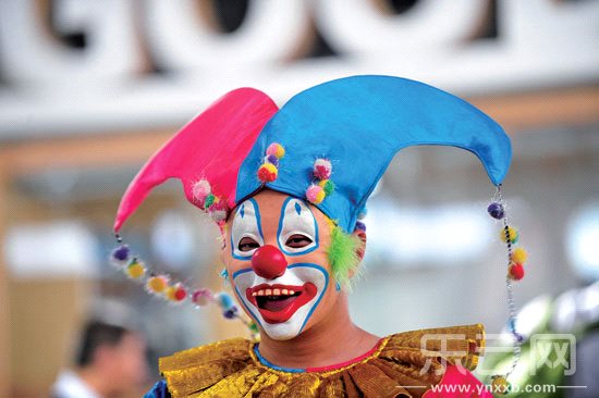 微笑的小丑|小丑|观众