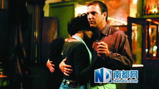 →电影中有各种各样的保镖形象，恐怕都和真实情况有颇大出入。