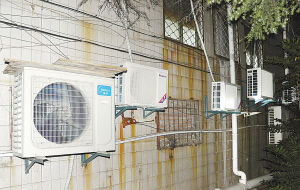 商户电缆接入居民楼分电箱导致停电?|小区|物业