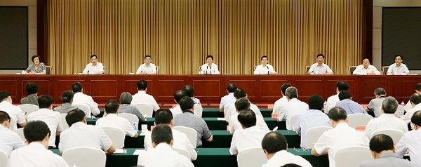 7月30日，中共中央政治局委员、中央政法委书记孟建柱在北京主持召开中央政法单位领导干部会议。
