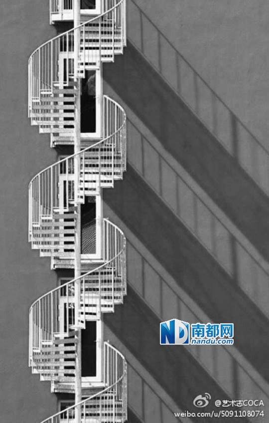 纽约街头的防火梯特别的一景