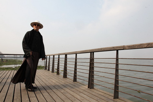 《英雄祭》巍子终圆梦 自编自导展情怀, www. z