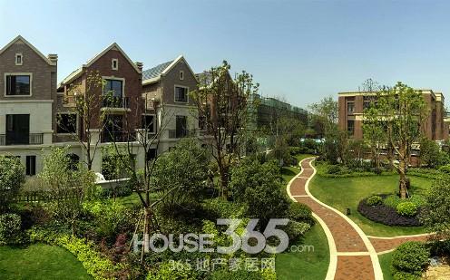 朗诗保利麓院·保利礼墅实景图 来源:资料图片