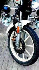 驾照仅剩3分 疯狂司机为分袭警|货车|交警