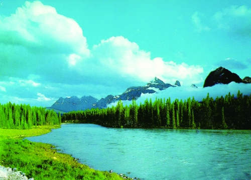 西南成都老街、九寨沟、蜀南竹海、峨眉乐山、