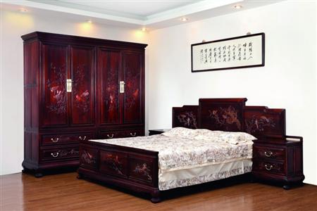 京泰红木总设计师胡云星的创作理念与设计代表