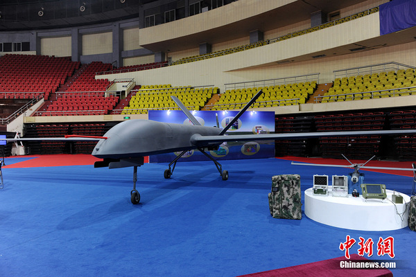 天津无人机展:中国CH 4察打一体无人机亮相|无
