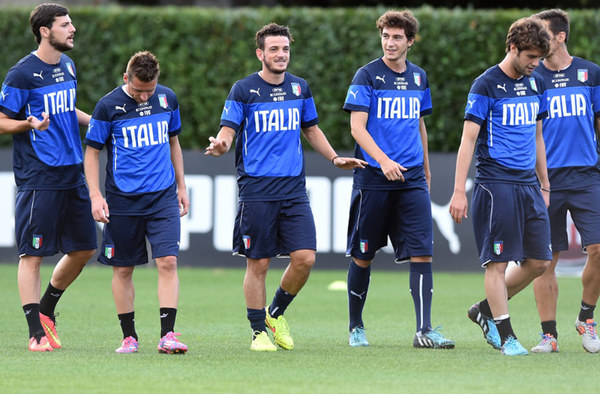 意大利队公布号码,乔文科10号|乔文科|基耶利尼