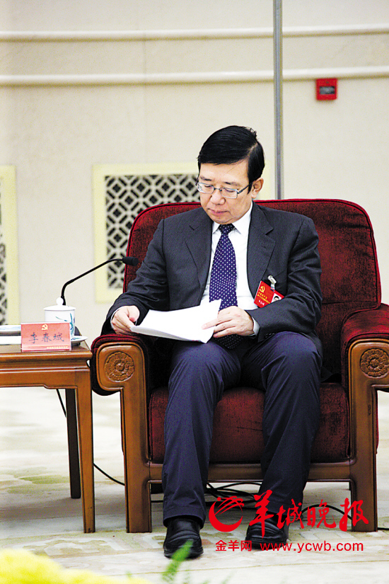 四川原省委副书记李春城