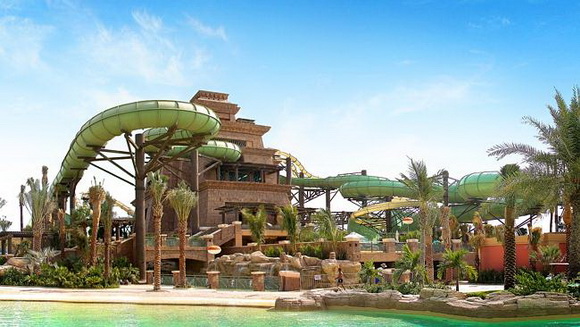 亚特兰蒂斯水上冒险乐园的新海神塔。