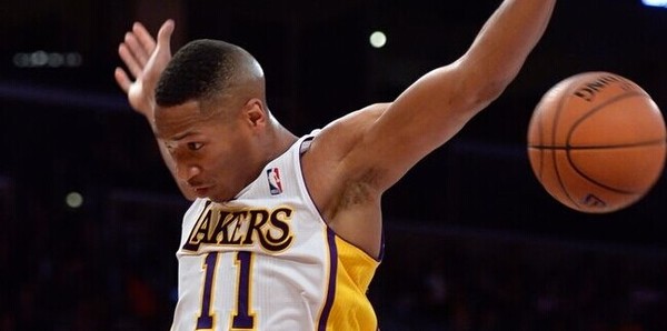 韦斯利 约翰逊:斯科特能带来防守态度