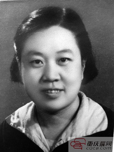 年轻时的朱家慧。