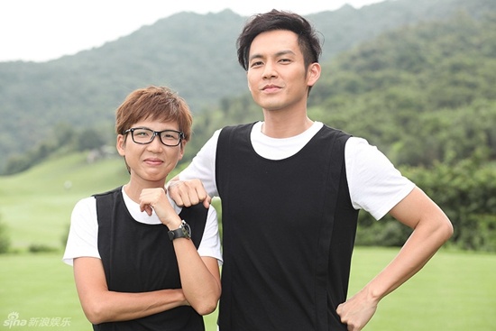 <em>钟汉良</em>亲生<em>妹妹</em>罕见曝光 猛妹子照顾小太阳|