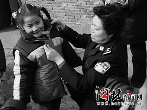 《妈妈片警》女主角创作原型之一是石家庄裕华区公安分局建通派出所民警何晋萍。