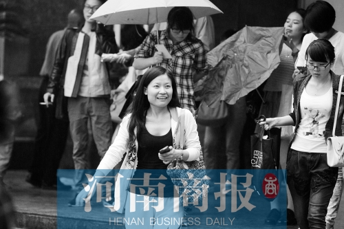 河南省考昨日落幕 申论关注生活垃圾更贴近民