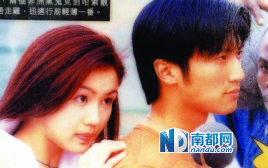 何嘉莉因跟谢霆锋拍MV ,而成为其师妹。