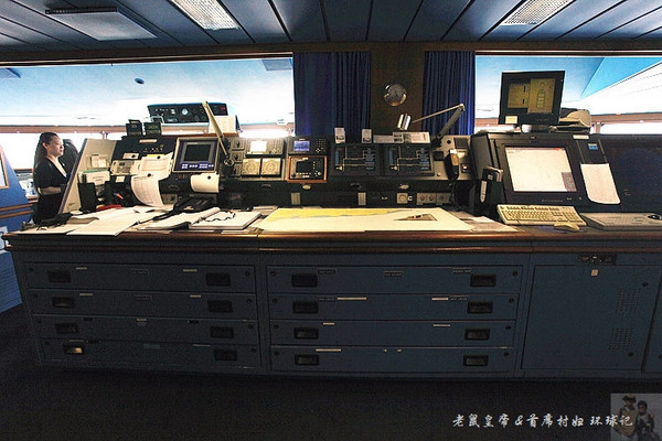 揭秘超级游轮驾驶舱(游轮行连载2) 揭秘超级游轮驾驶舱(游轮行连载2)