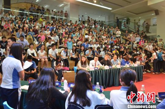 深圳中学生模拟联合国英语大赛举行复赛|选手