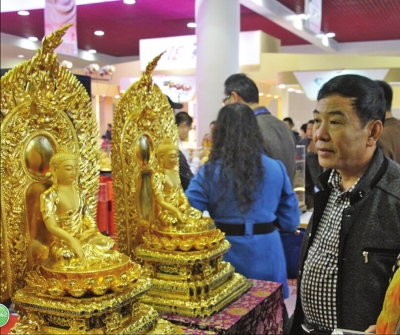 三门峡特博会亮花你的眼 河南本地品牌亮相|