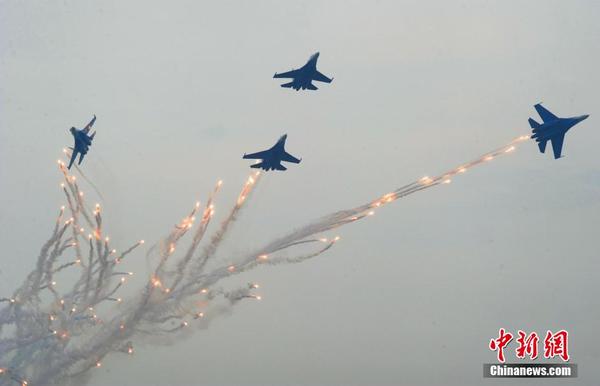 珠海航展上演精彩空中芭蕾|航空|航展