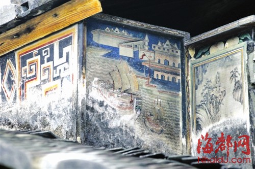 壁画上还出现了和郑和的大船几乎一样的福船