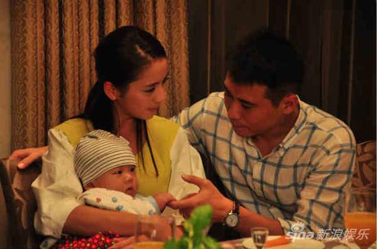 佟丽娅李乃文《大都市》喜获麟子|佟丽娅|爱情_凤凰财经
