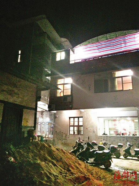 河鲜店开在一栋三层民房内