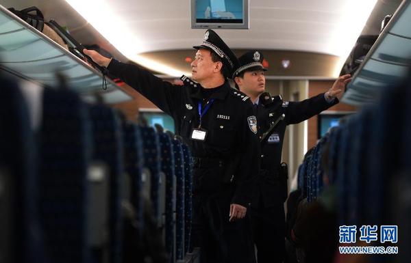 老乘警的最后一班岗
