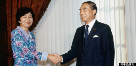 1986年9月11日 中曾根康弘会见社会党委员长土井(图片来源:时事通信社)