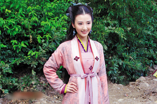 郭芙(毛晓彤饰 新版《神雕》中的郭芙真的让人恨不起来,因为扮演者