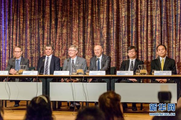 1994年诺贝尔经济奖_图:1994年,纳什成为诺贝尔经济学奖得主之一-这个荣获诺奖的疯子...(2)