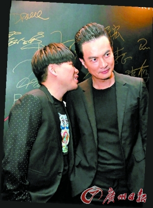 李泉常石磊互飙琴技|对唱|歌曲_凤凰资讯