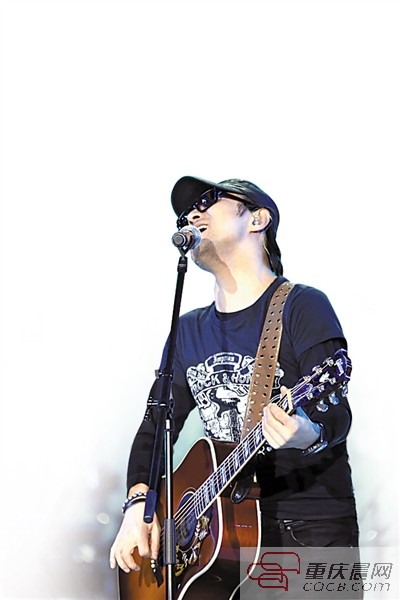 今夜,各卫视跨年晚会也是蛮拼的|汪峰|陈奕迅