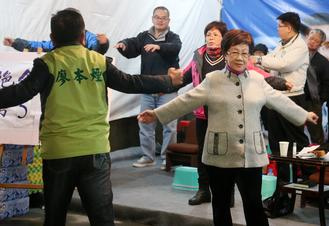 ...陈水扁未获保外就医而绝食,元旦凌晨传紧急送医 资料图-吕秀莲绝...图片 37840 329x226
