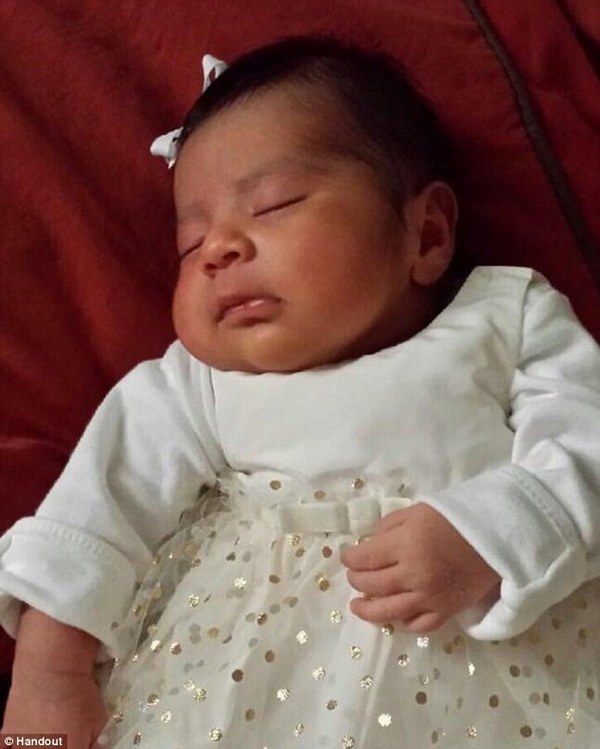 3个星期大的失踪婴儿Eliza Delacruz