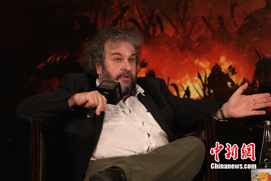 《指环王》导演赞范冰冰美丽 盼与周润发姜文