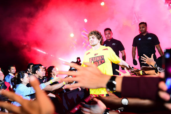 崇尚进攻的One FC规则导演热血的比赛|犯规|足球