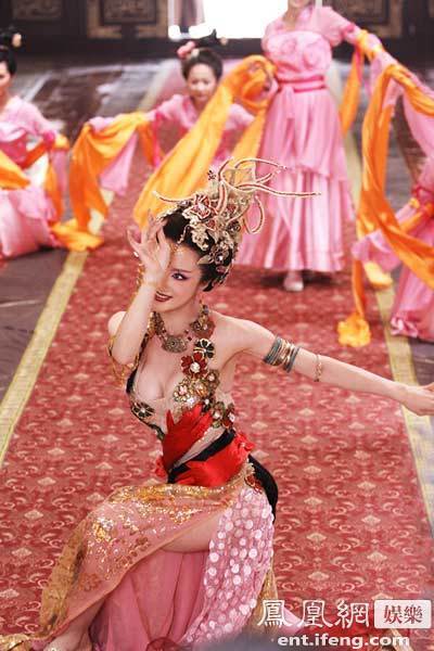 69 影视娱乐 69 《封神英雄》女星个个妖孽惊艳    麦迪娜饰演的