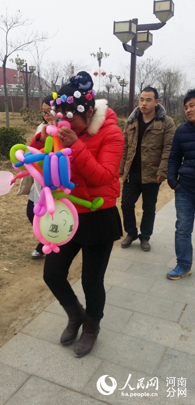 东风熏得游人醉