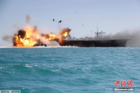 伊朗军演首次强力攻击美国航母模型 美国称不担心