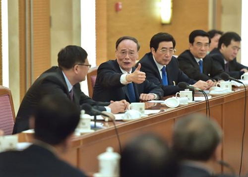 　　3月5日，王岐山参加北京代表团的审议。
