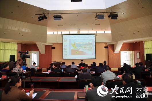 云南省少数民族年轻干部培训班学员学习绥江