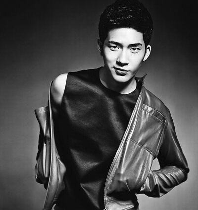 井柏然也会崩溃 因为一场吻戏拍了3个小时|郑爽