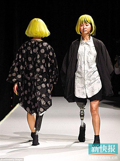 残疾模特 亮相东京时装周|时装|走秀