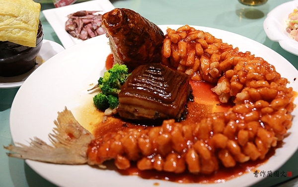 东北餐厅里的中西合璧美食 - jianchun605 - 神马骑士 东北餐厅里的中西合璧美食 - jianchun605 - 神马骑士